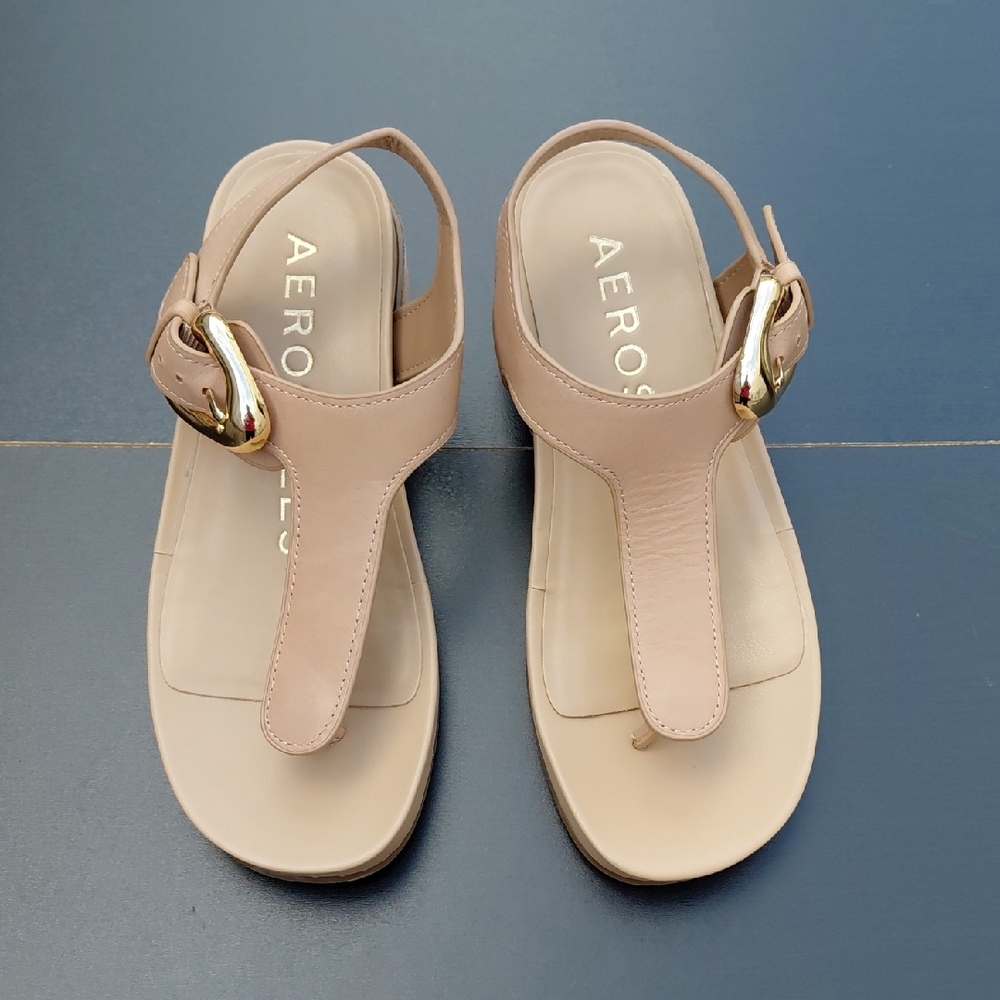 AEROSOLES Women's California   Beige Leather  Sandals with Gold Buckle - 5.5M